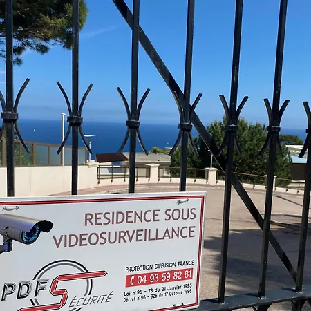 , Piscine Aux Portes De Monaco * Cap-d'Ail