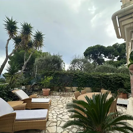 , Piscine Aux Portes De Monaco * Cap-d'Ail