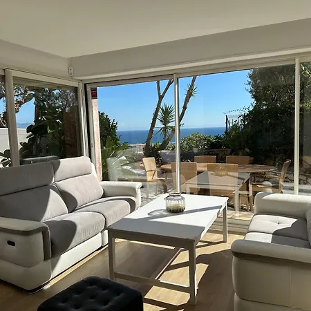 , Piscine Aux Portes De Monaco Apartment